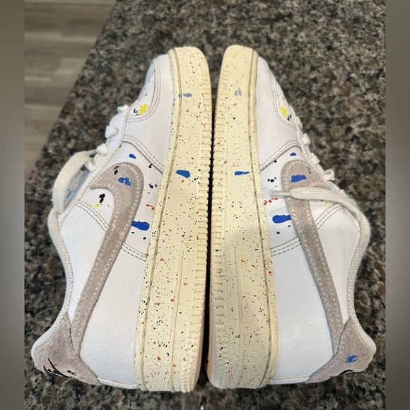 Nike Air Force 1 Low Multicolor Splatter Sneakers - Picture 2 of 3